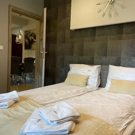 Safari W Centrum Apartzakop شقة *